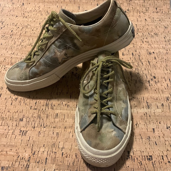 Converse | Shoes | Converse Unisex One Star Ox White Pepper Camo 人気ショップ pepper white ox onestar converse スニーカー